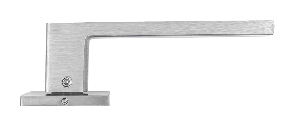 Ручка дверная SULLA  MH-48-S6 SSC/BL на квадратной розетке 6 мм, цвет суперматовый хром / черный, ЦАМ Light фото фурнитура Тверь